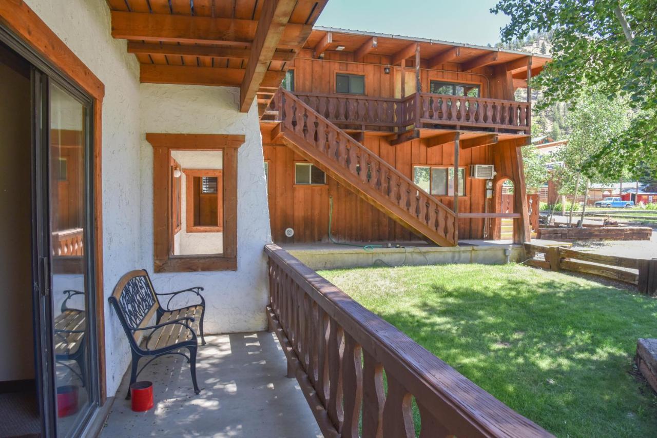 Alpine Lodge Red River Exterior photo
