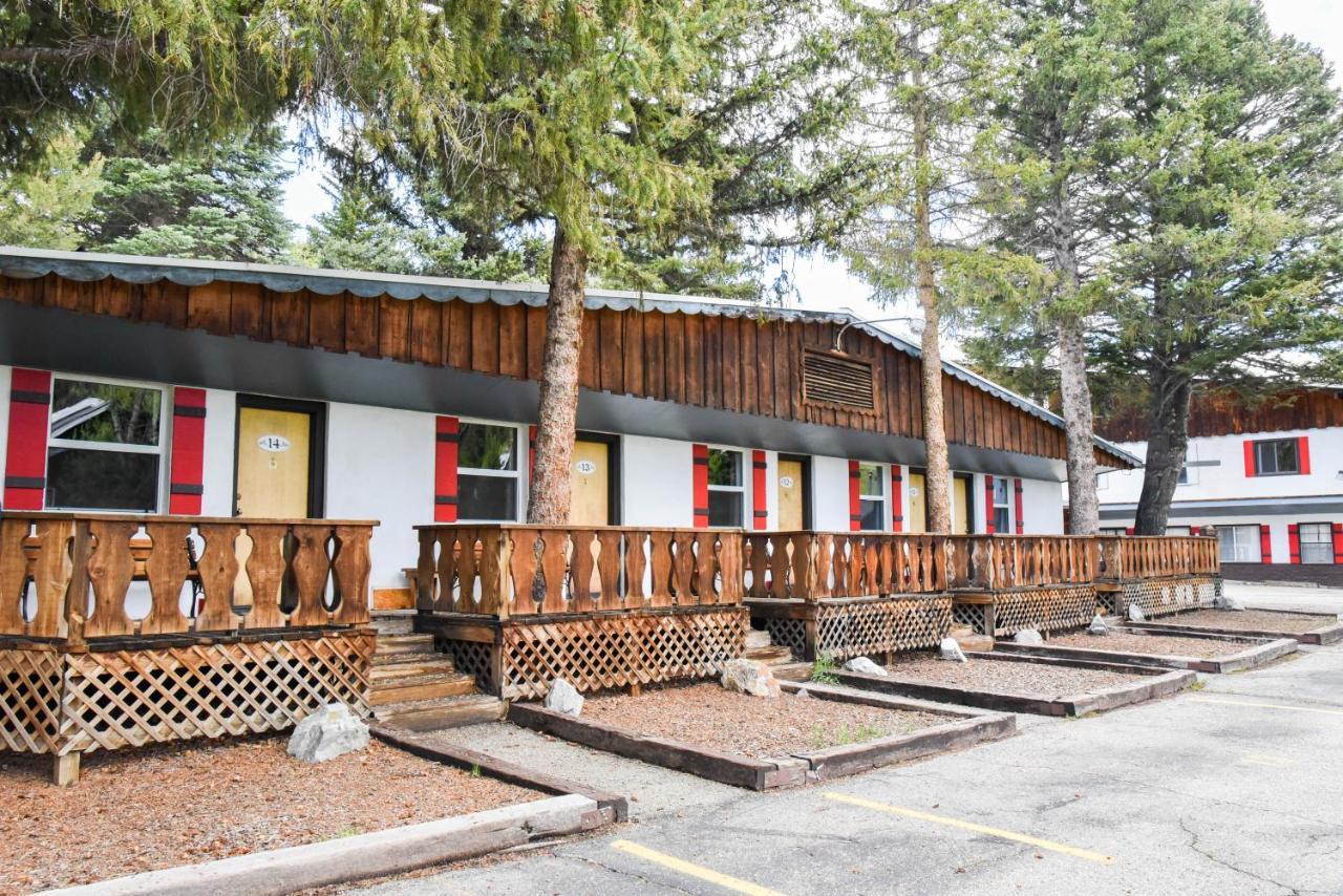 Alpine Lodge Red River Exterior photo