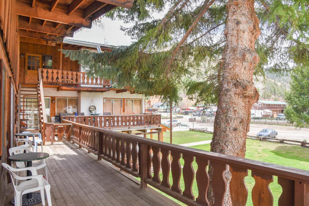 Alpine Lodge Red River Exterior photo